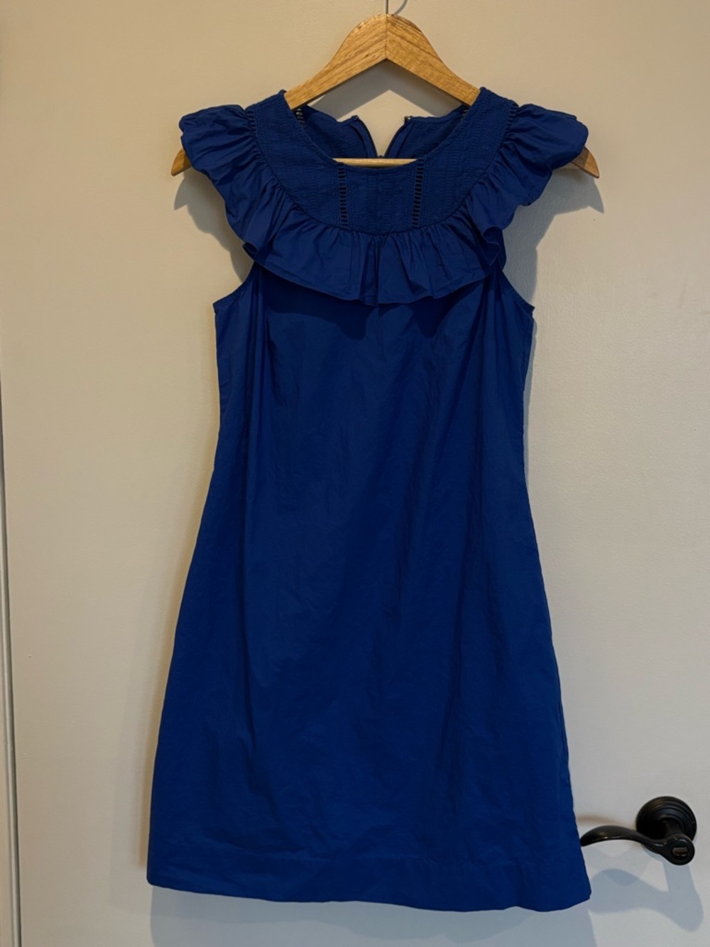 Women’s J. Crew 100% Cotton Blue Ruffle-Neck Sleeveless A-line Dress. Size 2